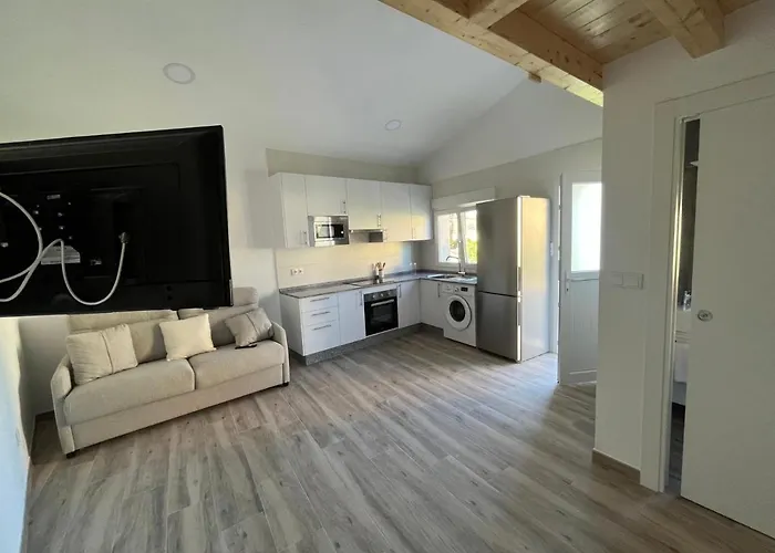 A Casa De Fora Muros